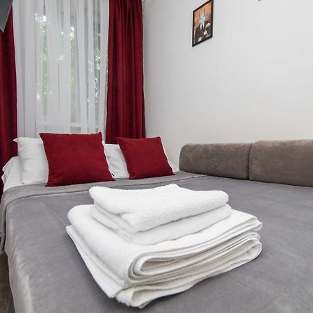 Стильні апартаменти-студіо на Подолі поруч з метро  Modern Apartments on Podol near metro station  Kyiv MF Экстерьер фото