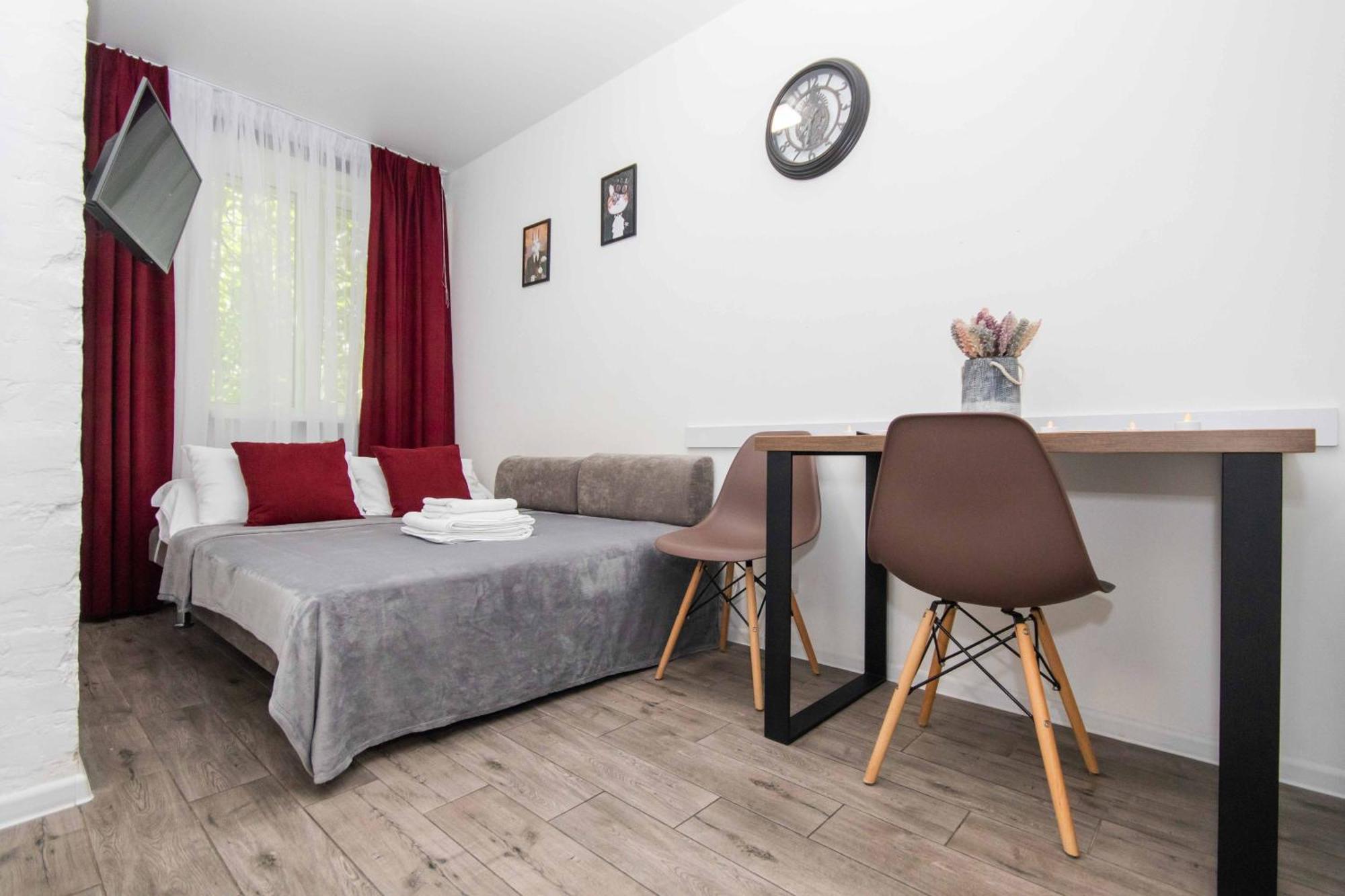 Стильні апартаменти-студіо на Подолі поруч з метро  Modern Apartments on Podol near metro station  Kyiv MF Экстерьер фото