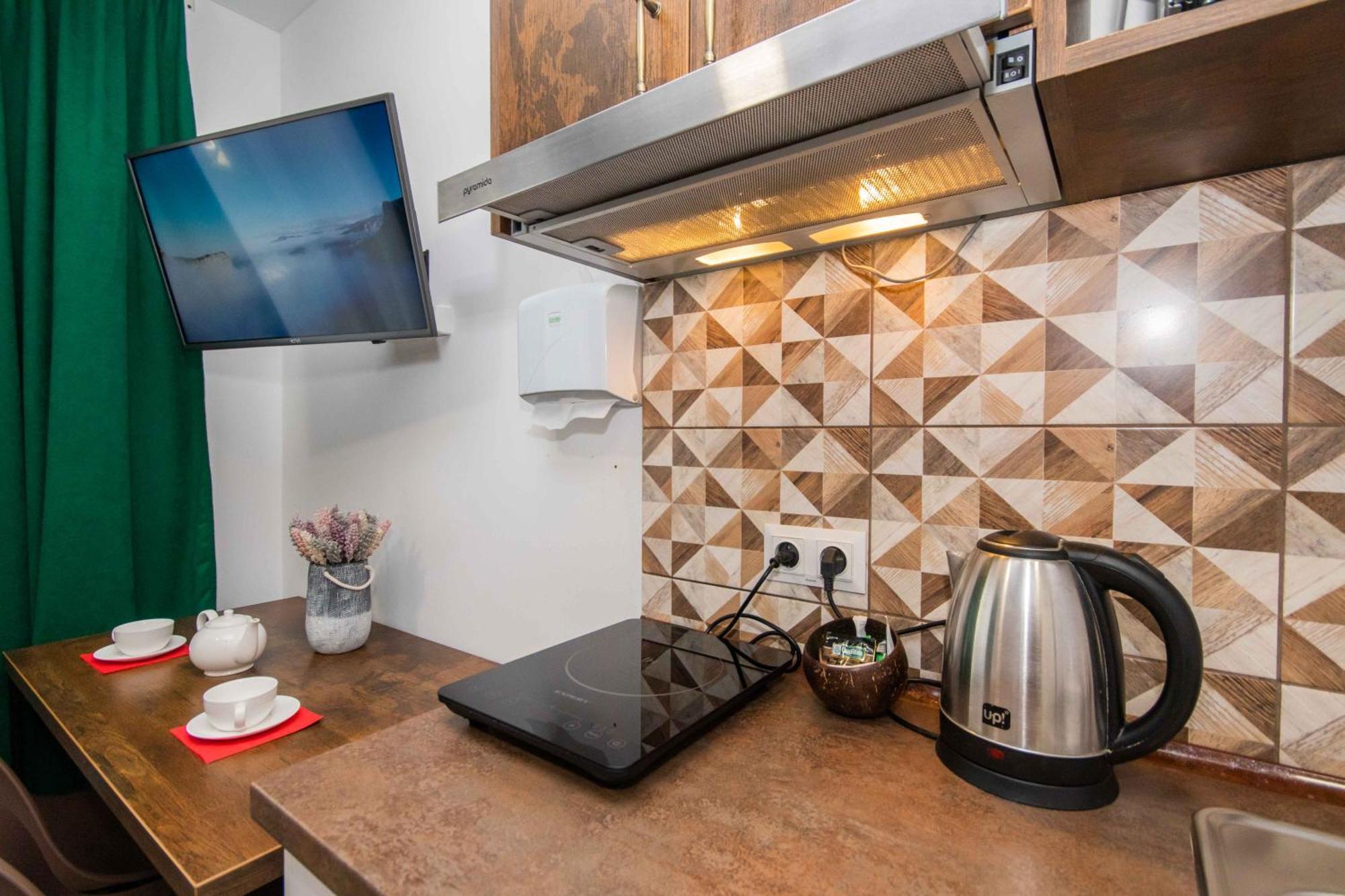 Стильні апартаменти-студіо на Подолі поруч з метро  Modern Apartments on Podol near metro station  Kyiv MF Номер фото